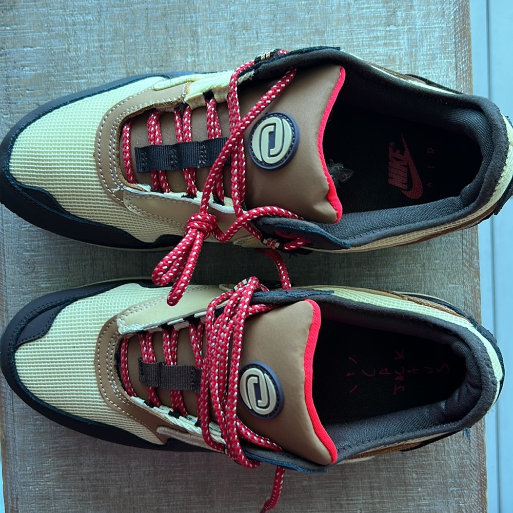 Brand New Nike Travis Scott x Air Max 1
